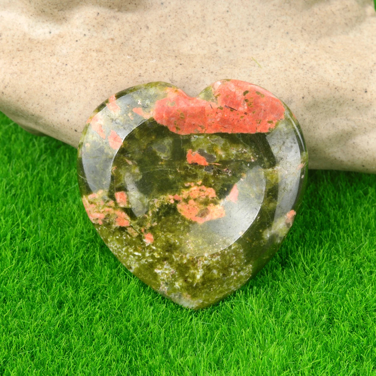 Heart Crystal Worry Stone – Polished Quartz for Stress Relief & Spiritual Grounding