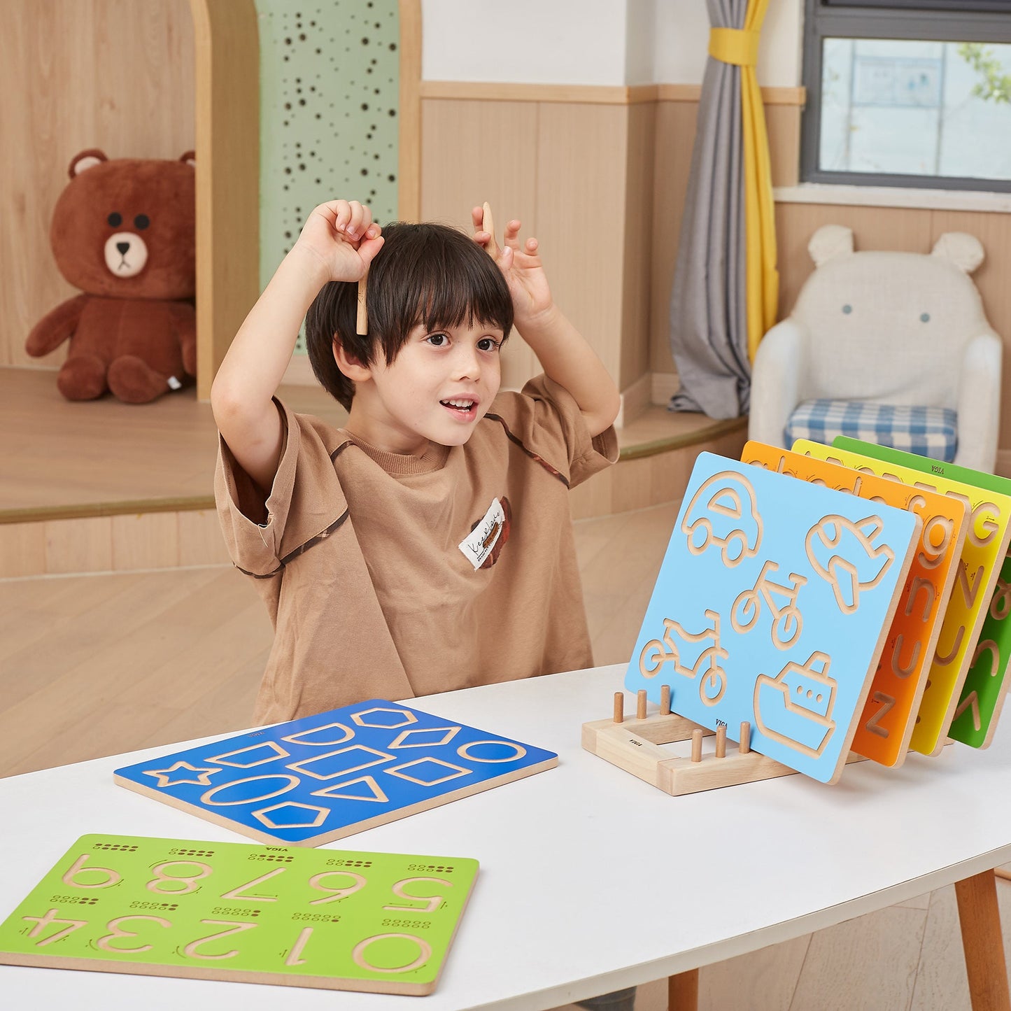 Shapes Tracing Board