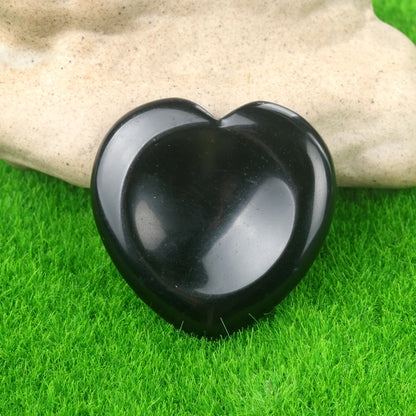 Heart Crystal Worry Stone – Polished Quartz for Stress Relief & Spiritual Grounding