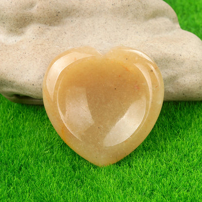 Heart Crystal Worry Stone – Polished Quartz for Stress Relief & Spiritual Grounding